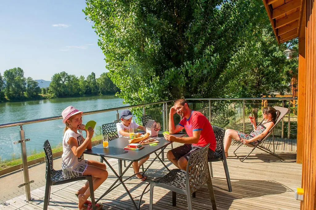 Kanopee Village Trévoux Camping